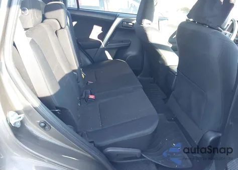 2015 Toyota Rav4 Le z USA, uszkodzony, nr VIN JTMBFREV2FD169843